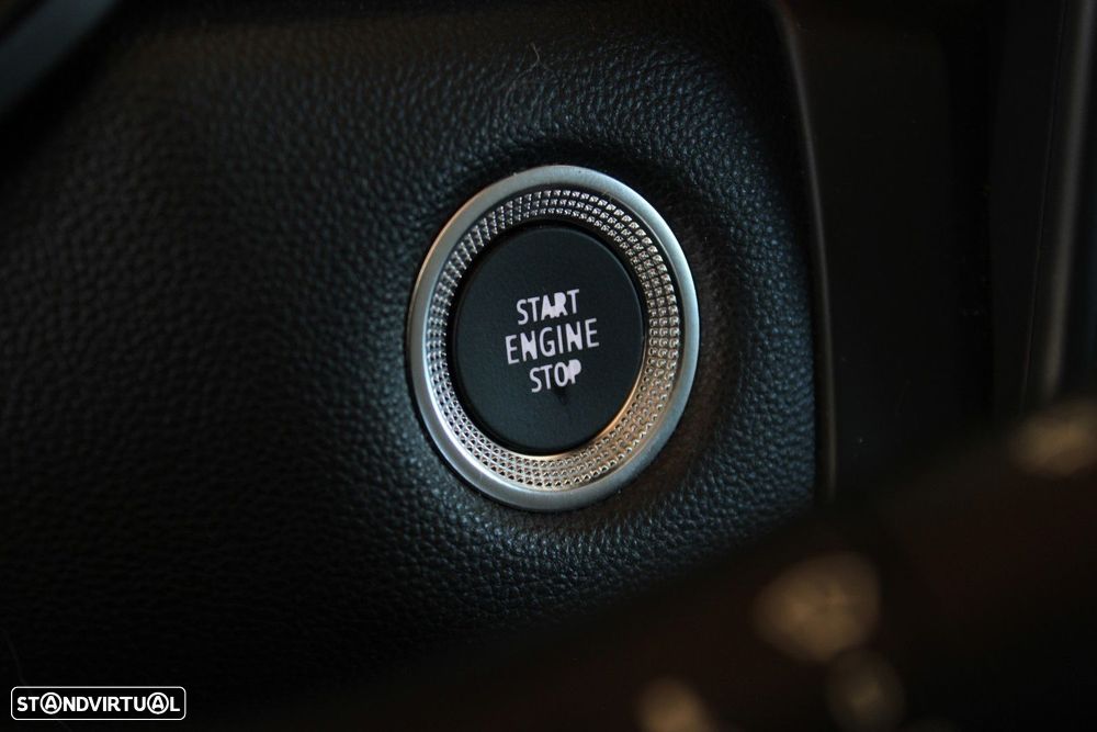 Renault Captur 1.0 TCe Techno Bi-Fuel - 38