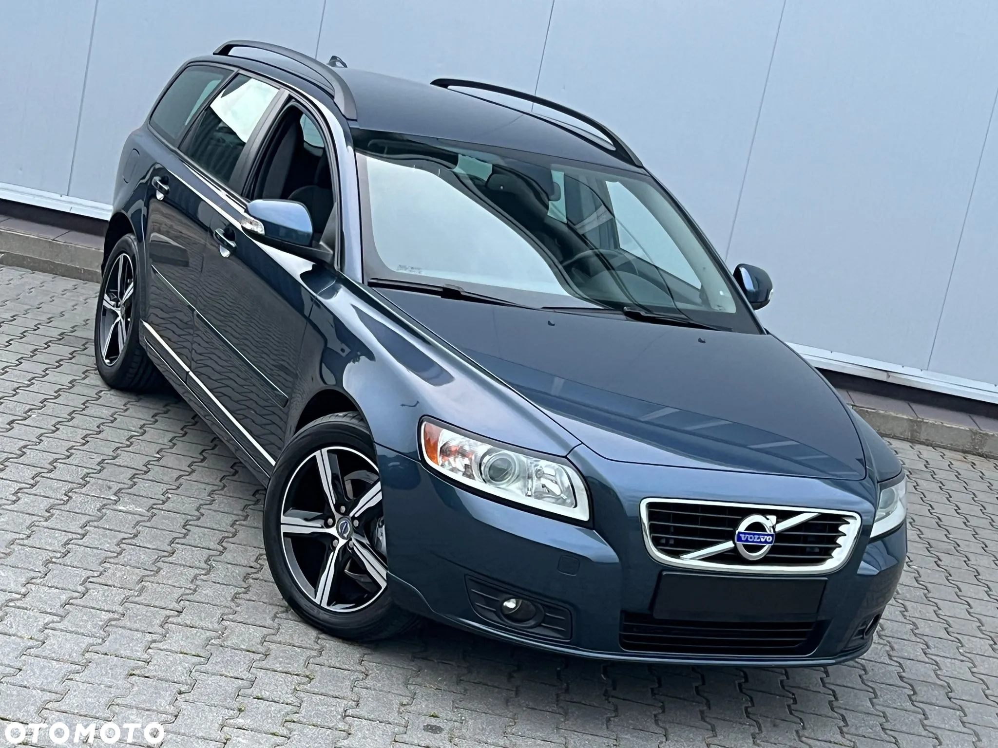 Volvo V50 - 8