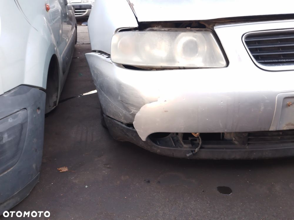 AUDI A3 8L1 96-03 1.6 BFQ  ZDERZAK TYŁ TYLNY  LY7W - 12