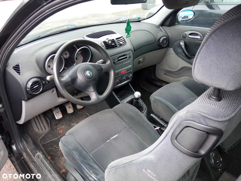 Alfa Romeo 147 1.6 16V T.SPARK *na części* - 5