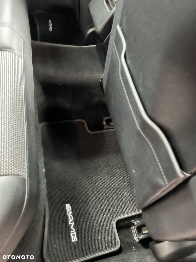 Mercedes-Benz Klasa C 250 CGI BlueEff Avantgarde - 10