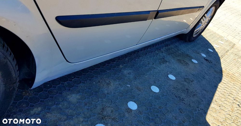 Renault Megane 1.9 dCi Luxe Dynamique - 6