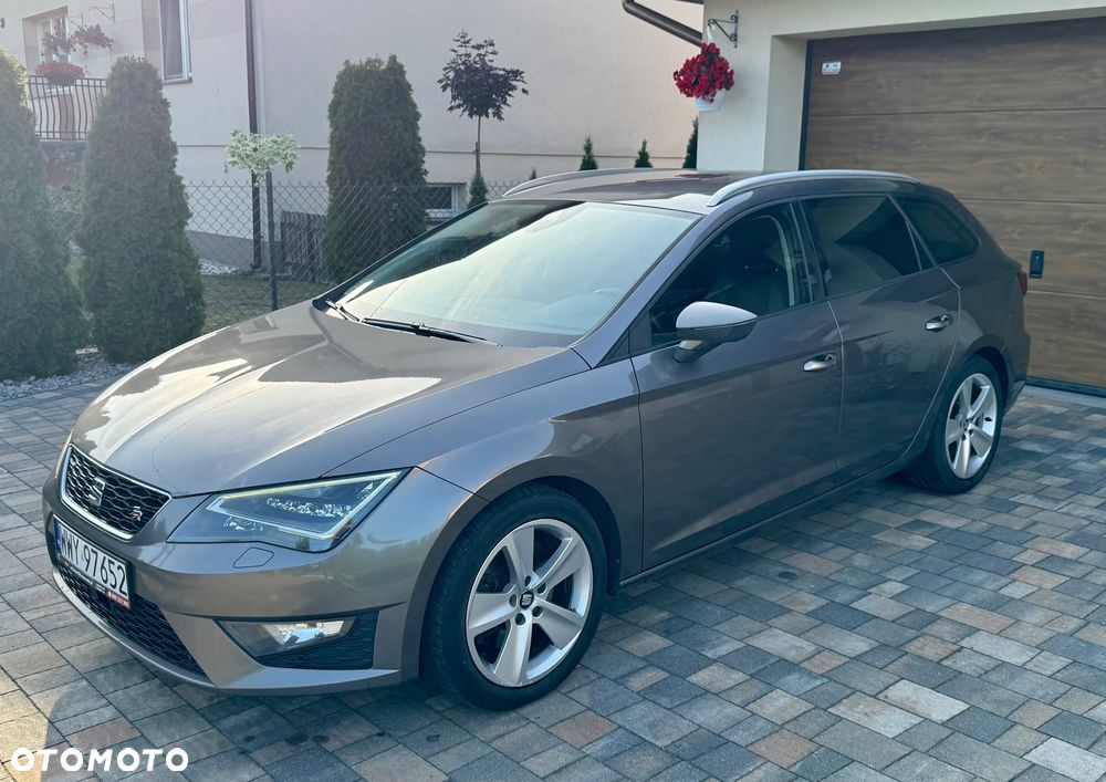 Seat Leon 2.0 TDI DPF Start&Stop DSG FR - 9
