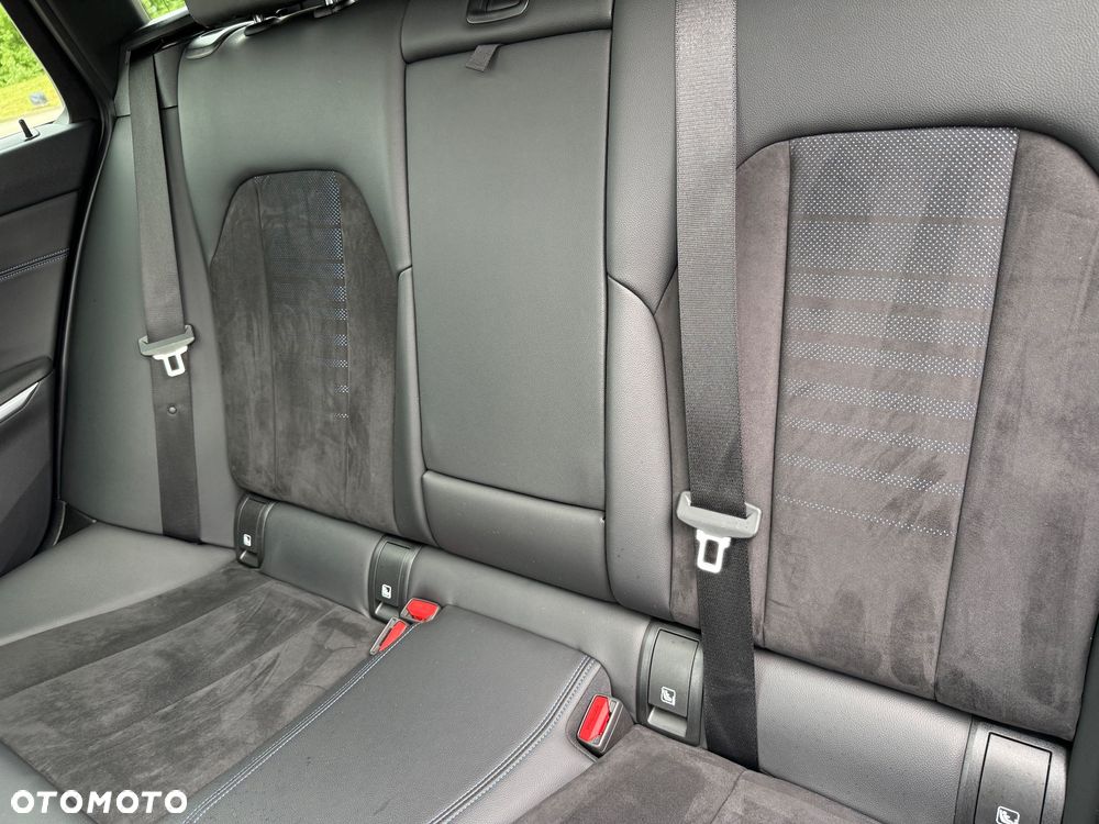 BMW Seria 3 320d xDrive MHEV M Sport sport - 23