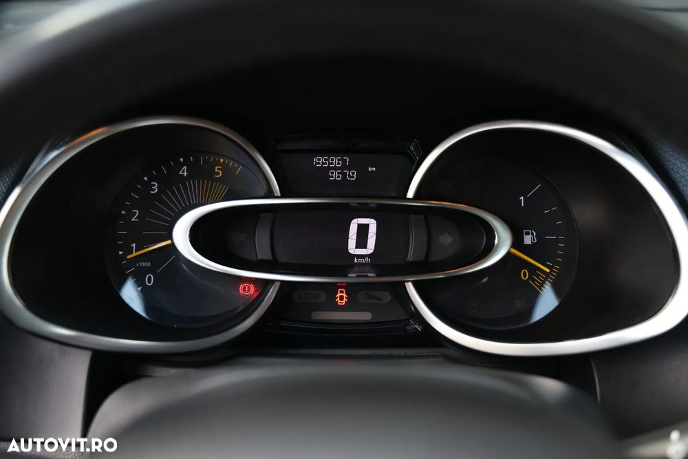 Renault Clio Energy dCi 90 Start & Stop Experience - 24