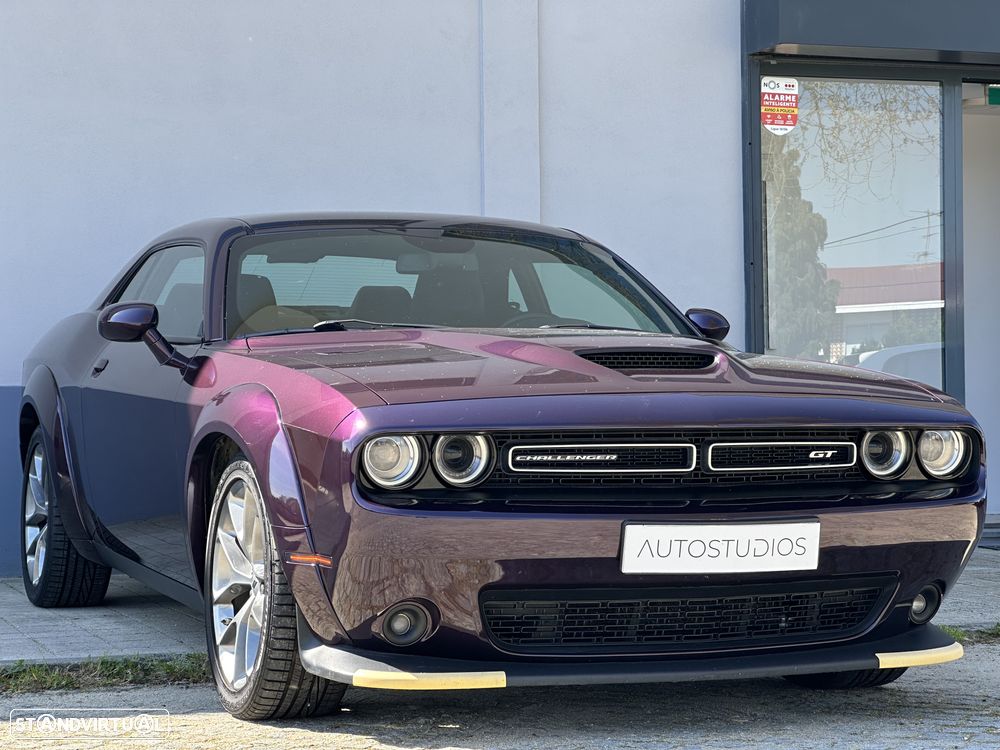 Dodge Challenger - 13