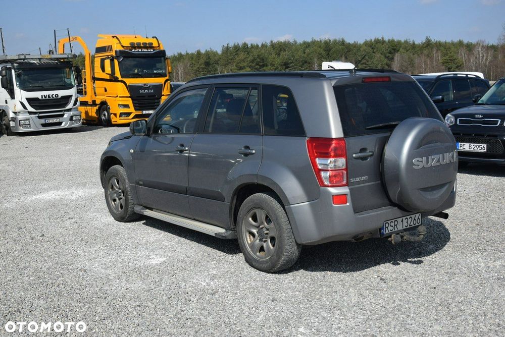 Suzuki Grand Vitara 2.0 Automatik Comfort Limited - 8