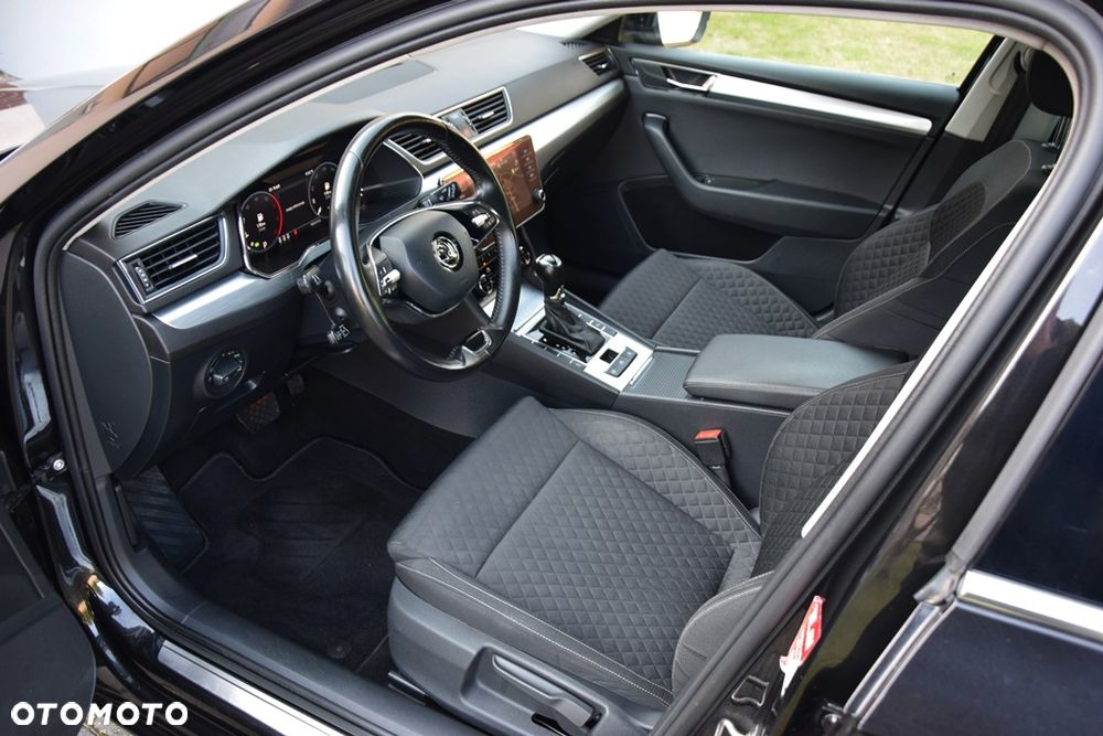 Skoda Superb 2.0 TDI Ambition DSG7 - 12