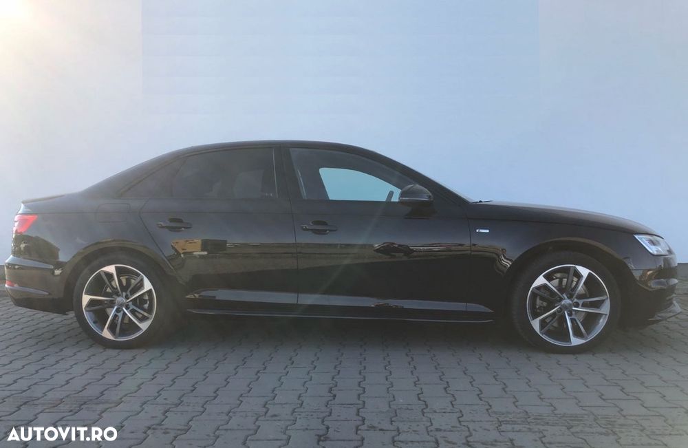 Audi A4 2.0 TDI S tronic Sport - 1