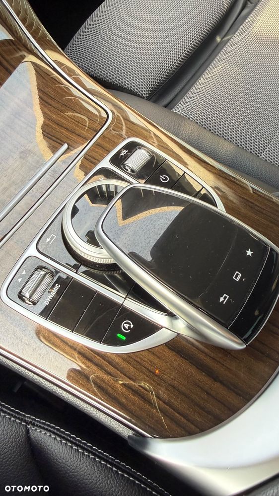 Mercedes-Benz Klasa C 200 7G-TRONIC - 18