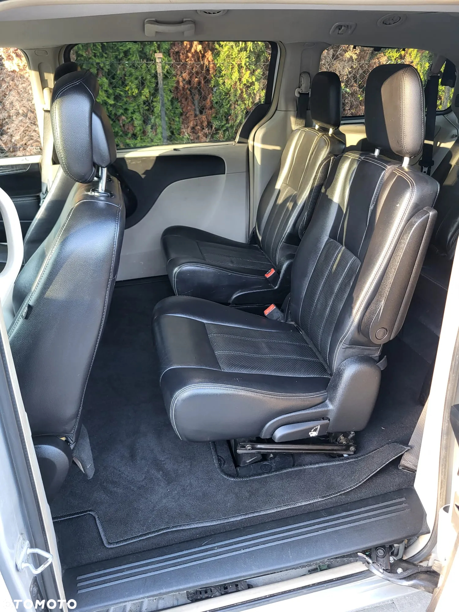 Lancia Voyager 2.8CRD Platinum - 10