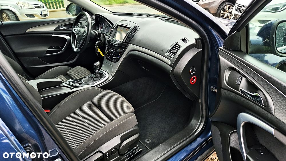 Opel Insignia 1.4 T Cosmo S&S - 32