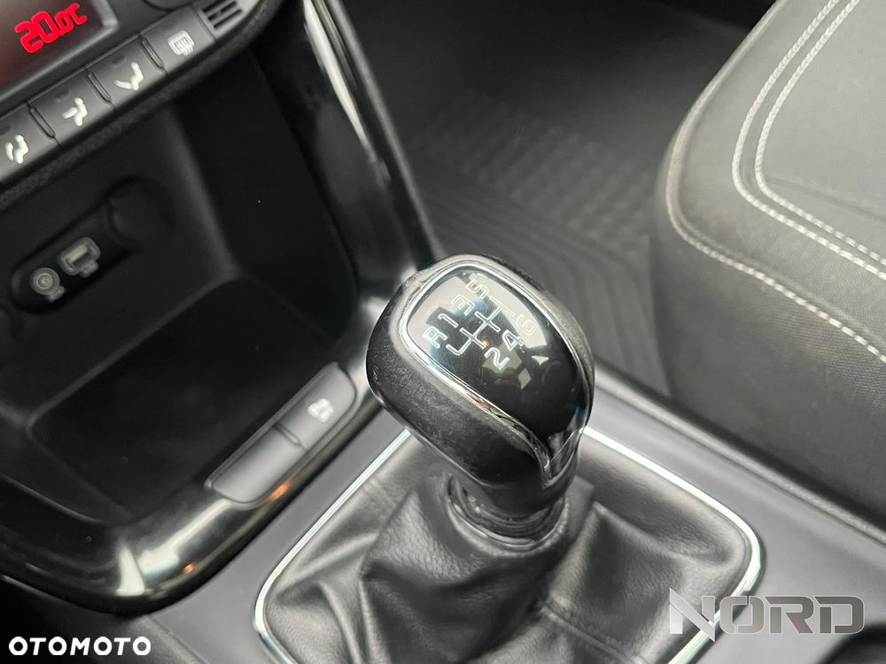 Kia Ceed 1.0 T-GDI ISG GT Line - 24