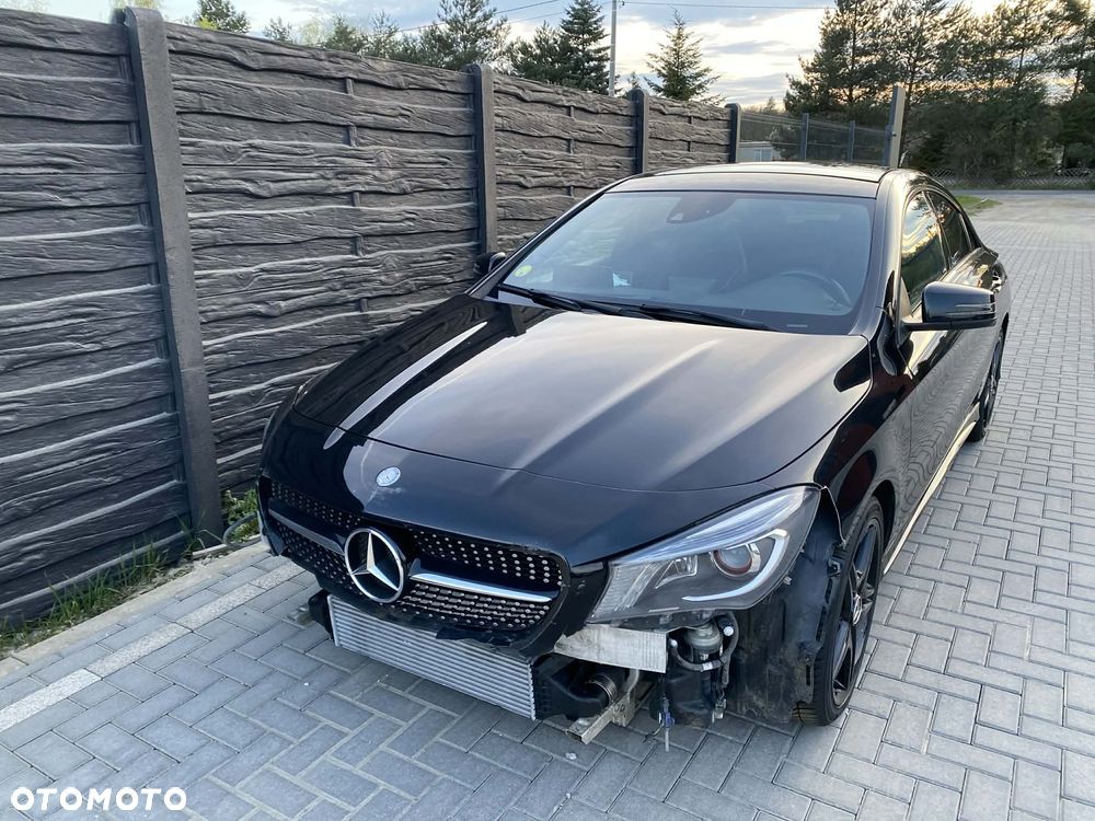 Mercedes-Benz CLA 220 CDI 7G-DCT AMG Line - 31
