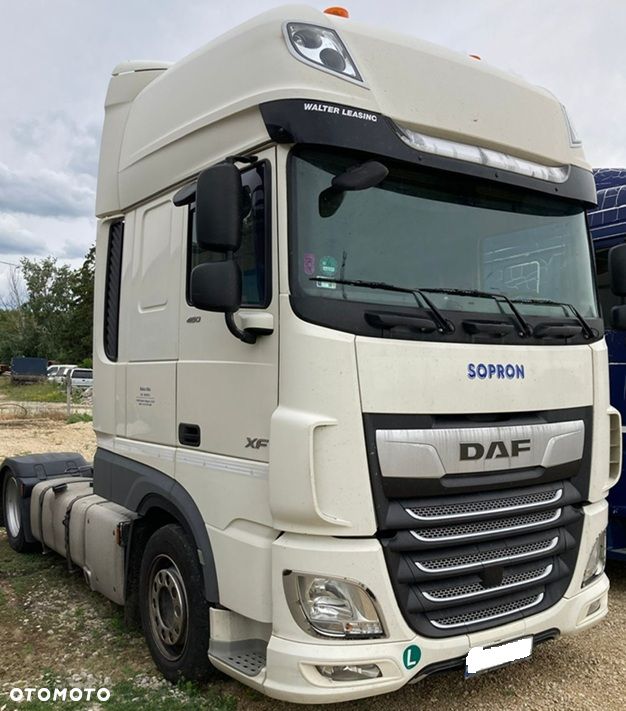 DAF XF480 SUPER SPACE CAB AUTOMAT RETARDER NOWE TACHO!!! 2xALUTANK LODÓWKA WEBASTO SPOJLERY LOW DECK EURO 6 2017 ŁADNY - 1