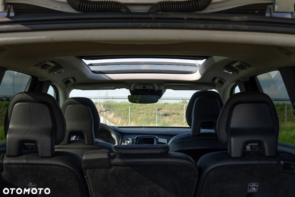 Volvo XC 90 T5 AWD Geartronic Momentum - 18