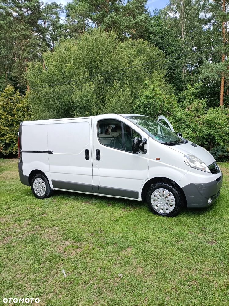 Opel Vivaro - 12