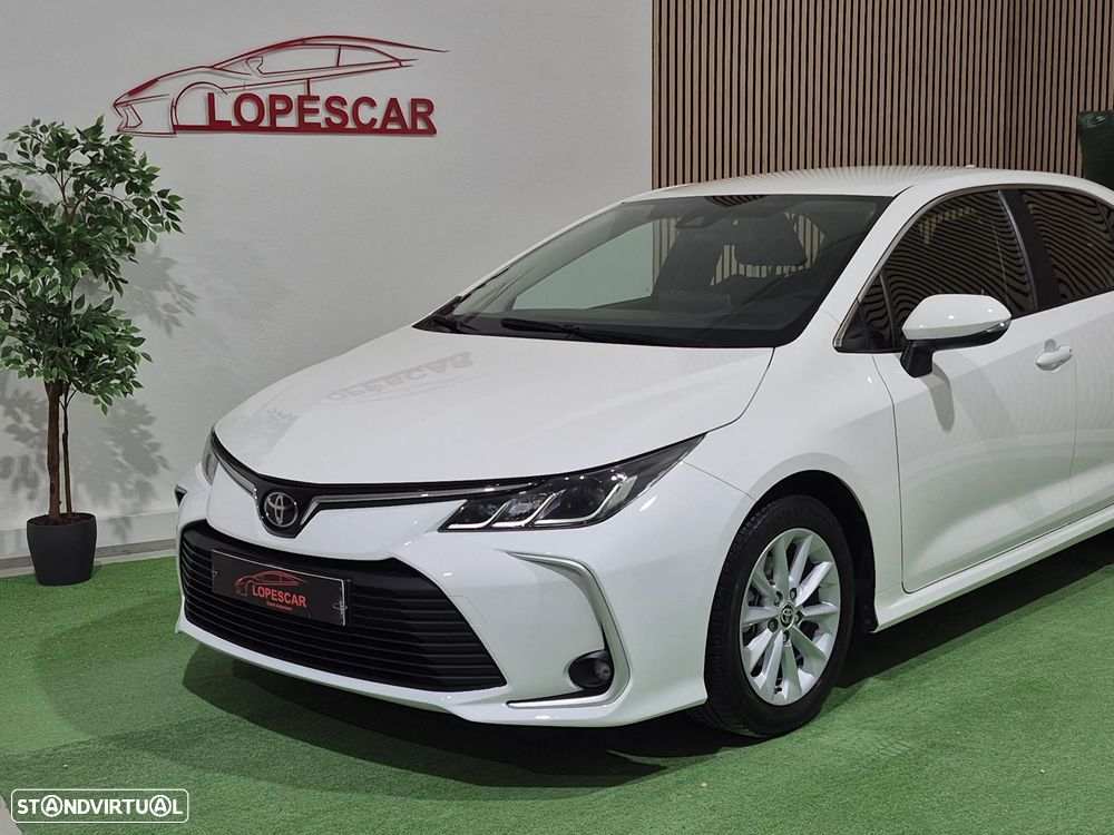 Toyota Corolla - 2