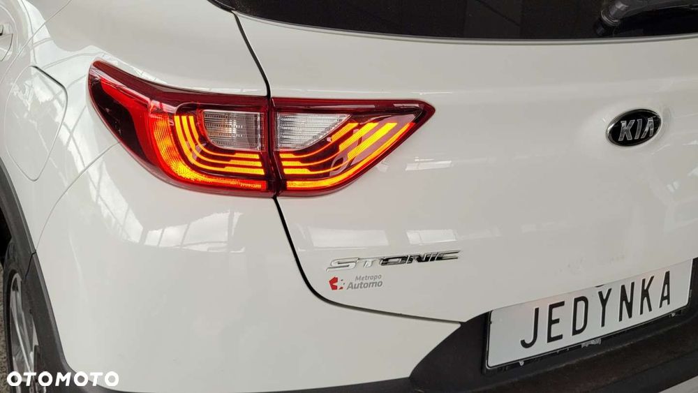 Kia Stonic - 8