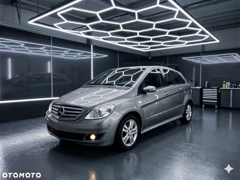 Mercedes-Benz Klasa B - 1