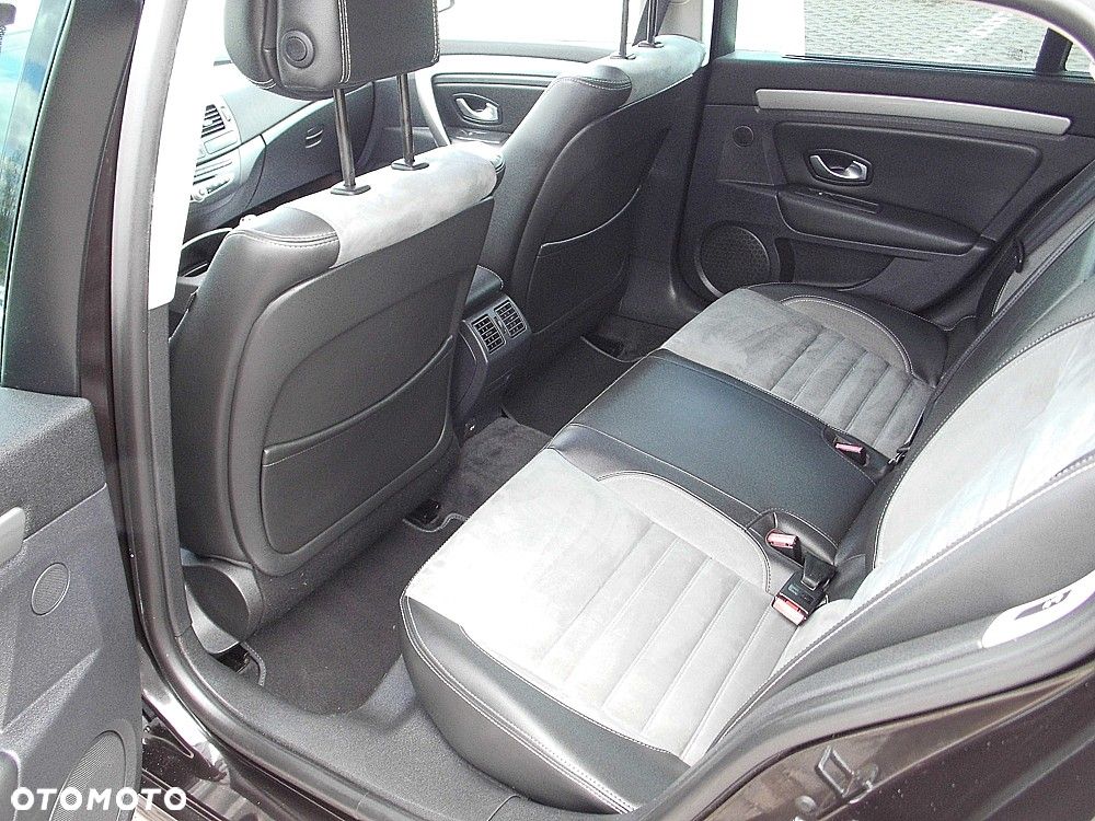 Renault Laguna dCi 180 FAP GT - 6