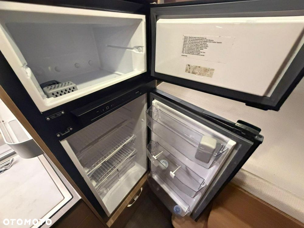 Adria Coral XL 600 DP - 16