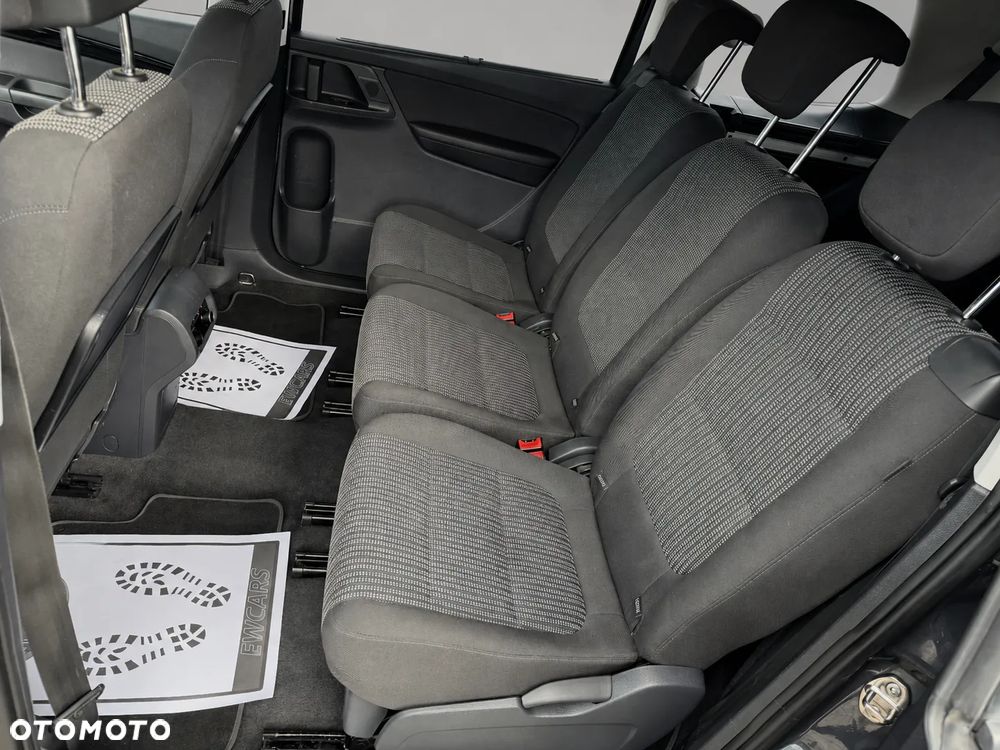 Seat Alhambra 2.0 TDI S&S DSG REFERENCE - 28