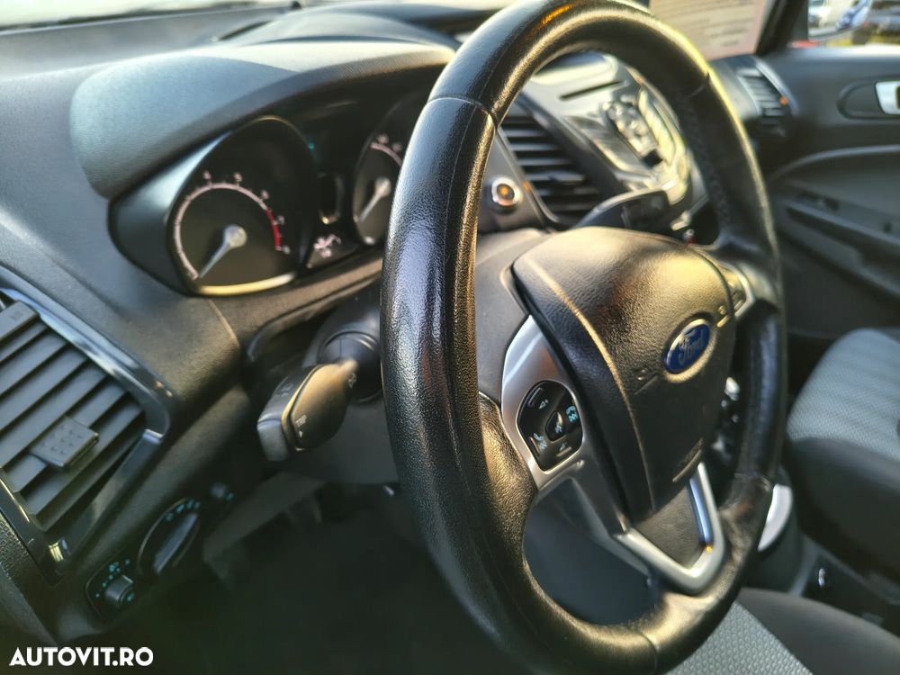 Ford EcoSport 1.0 EcoBoost Titanium - 9