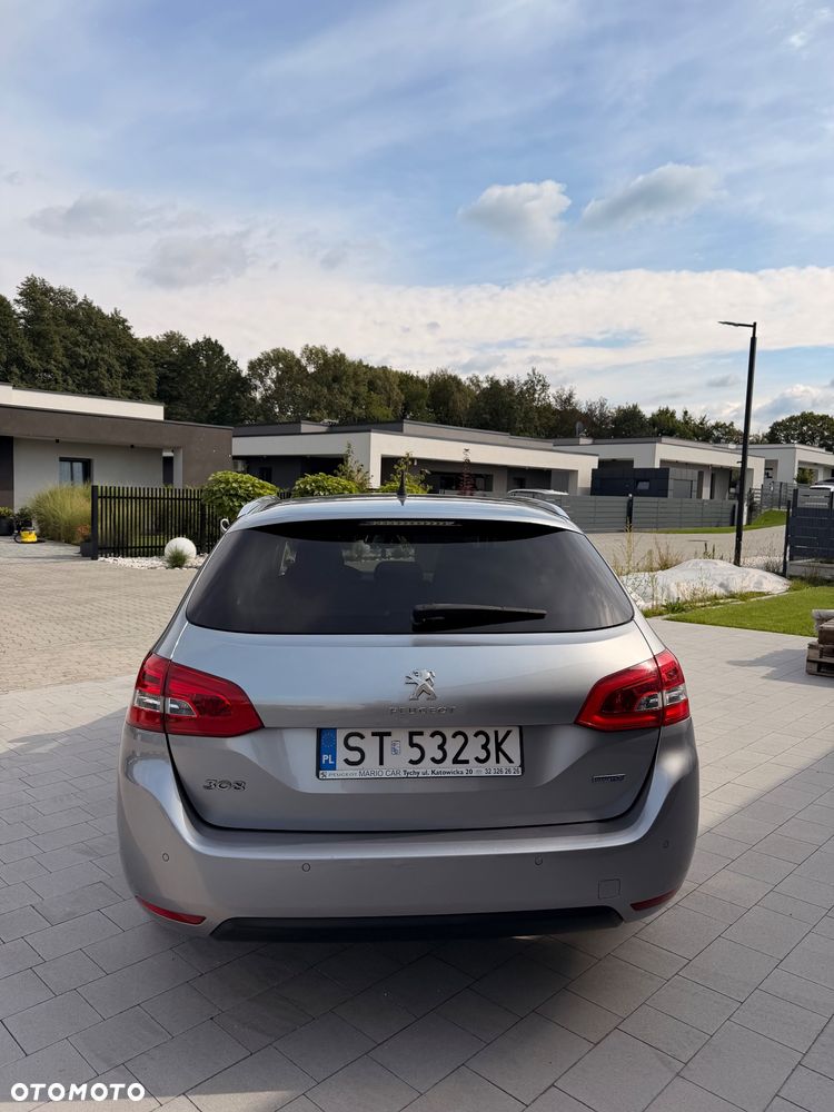 Peugeot 308 2.0 BlueHDi Allure S&S - 4