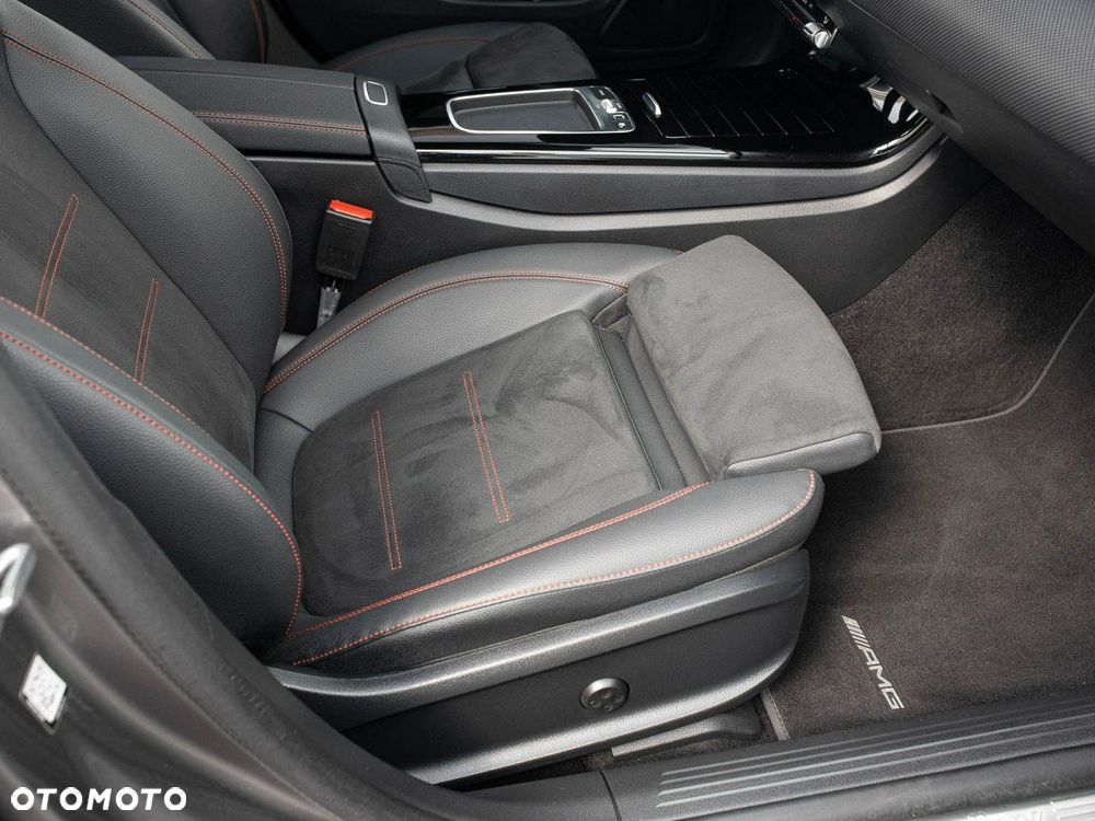 Mercedes-Benz CLA 200 mHEV 7G-DCT - 34