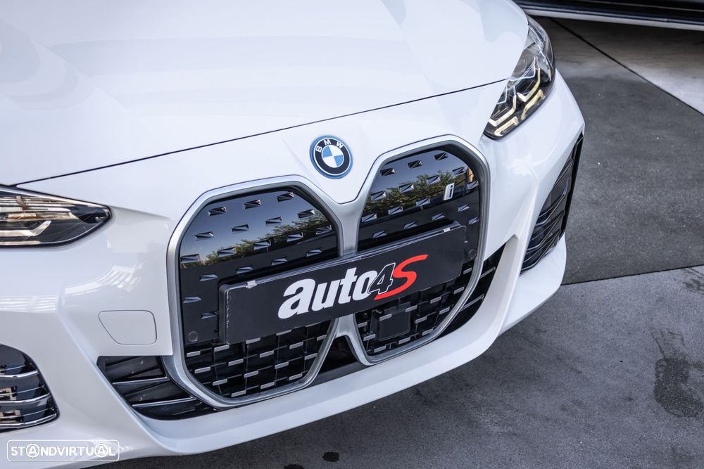 BMW i4 eDrive40 Pack Desportivo M - 9