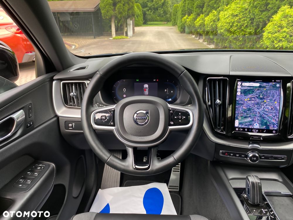 Volvo XC 60 B4 D Geartronic RDesign - 25