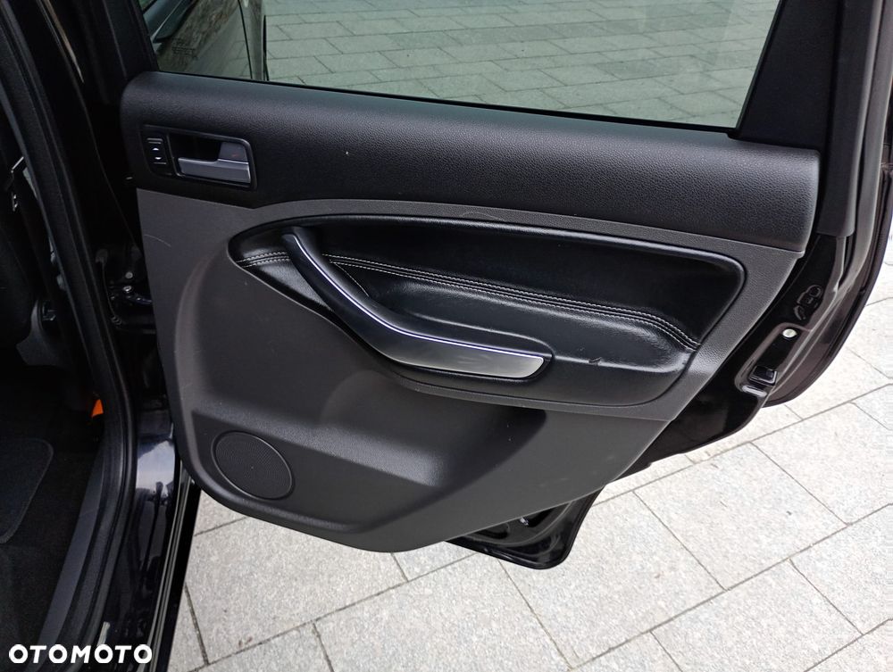 Ford C-MAX 1.8 Black Magic - 24