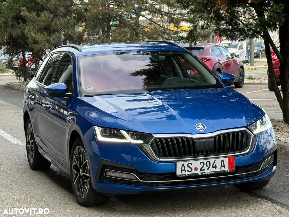 Skoda Octavia Combi 2.0 TDI DSG Exclusive Plus - 2