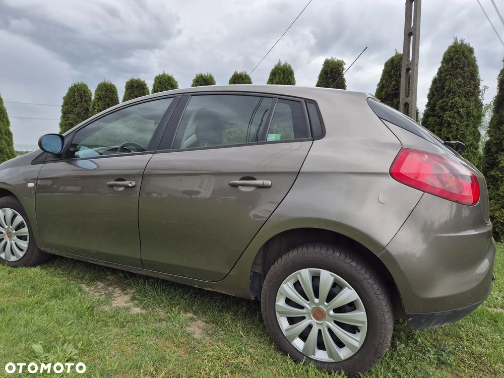 Fiat Bravo 1.9 Multijet Active - 4