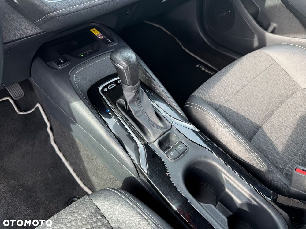 Toyota Corolla 1.8 Hybrid Style - 15