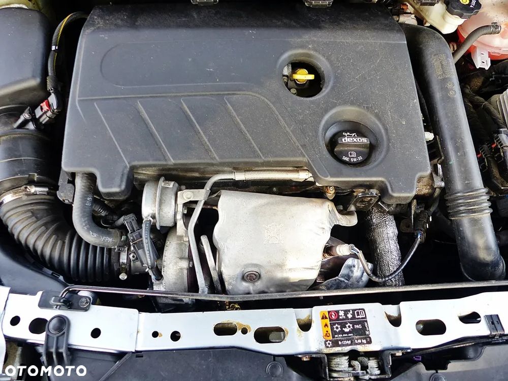 Opel Astra 1.6 Turbo Start/Stop Innovation - 39