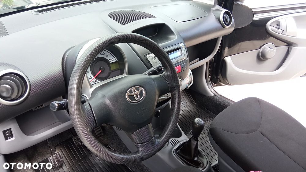 Toyota Aygo - 19