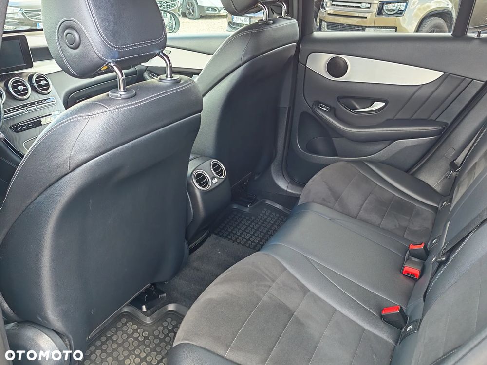 Mercedes-Benz GLC - 25