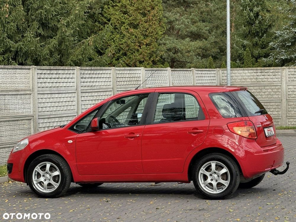 Suzuki SX4 1.6 Premium - 24