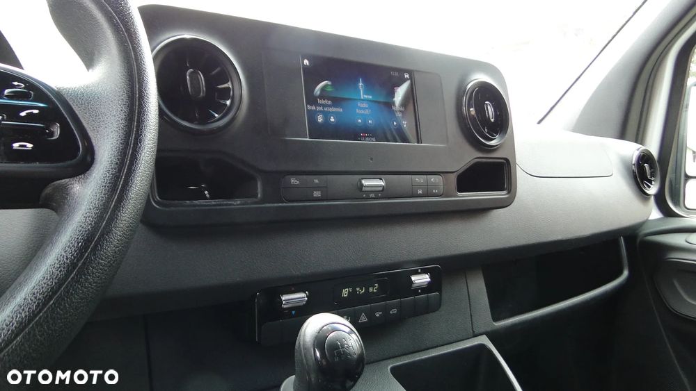 Mercedes-Benz SPRINTER - 12