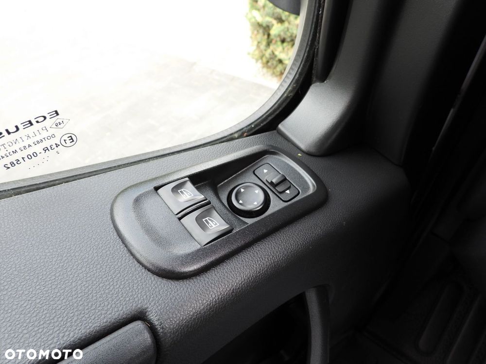 Renault MASTER PLANDEKA 10 PALET WEBASTO TEMPOMAT NAWIGACJA LEDY PNEUMATYKA KLIMATYZACJA  165KM - 28