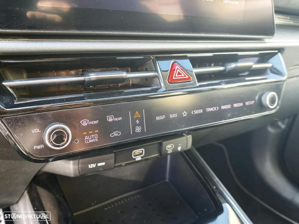 Kia Niro EV 64kWh Tech X - 33
