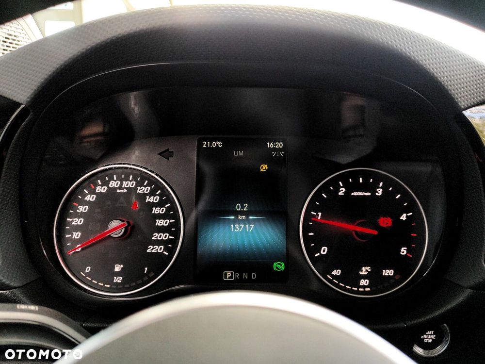 Mercedes-Benz Klasa T 180 d Style - 18