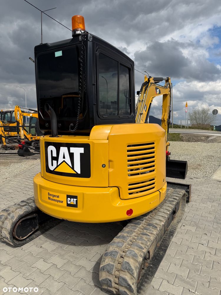 Caterpillar 304 E2 - 25