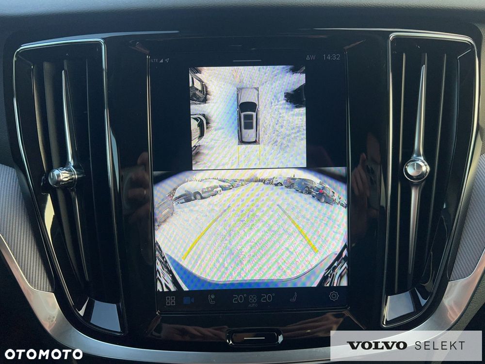 Volvo V60 B4 B Plus Dark - 16