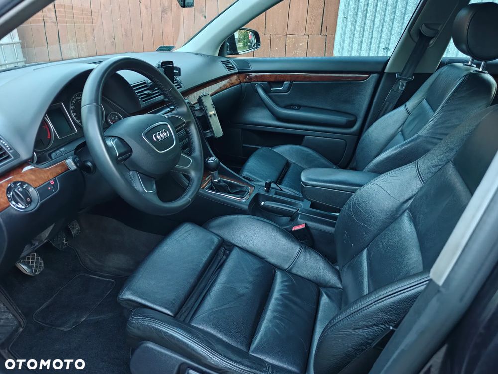 Audi A4 Avant - 6
