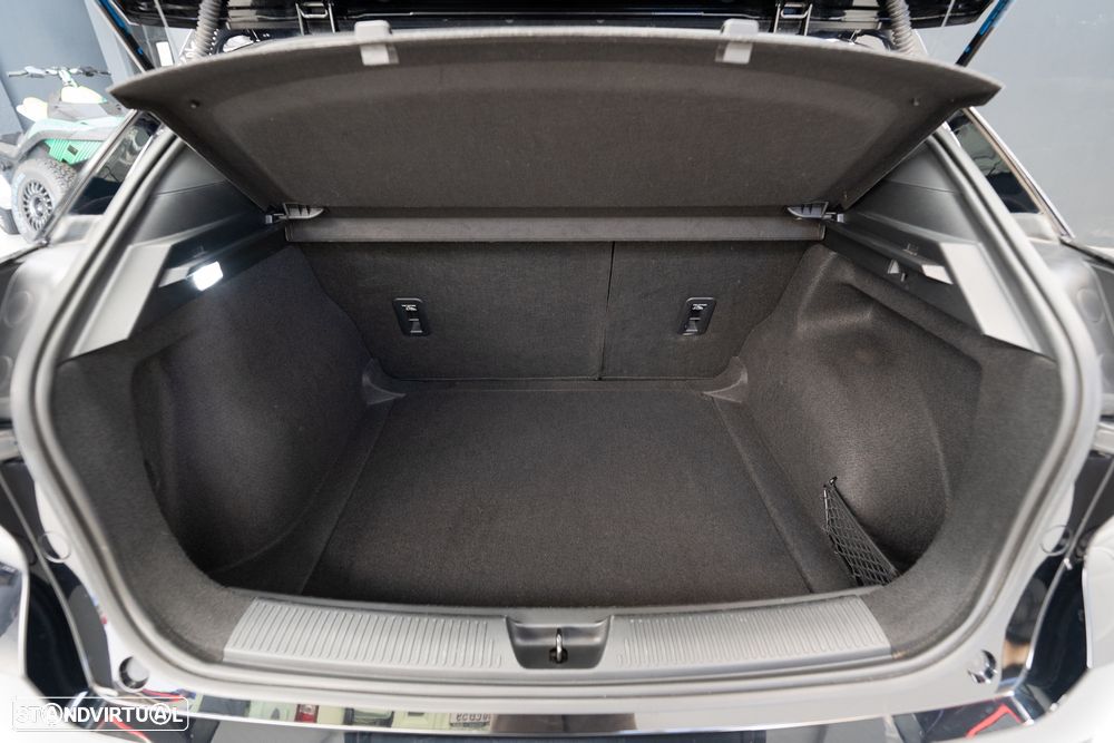 MG MG4 51 kWh Standard - 28