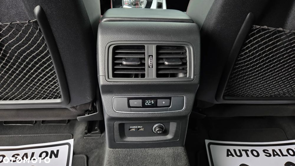 Audi Q5 Sportback - 14