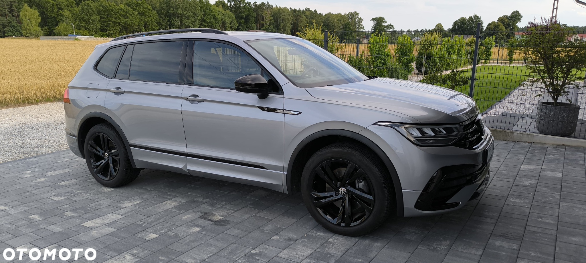 Volkswagen Tiguan Allspace - 8